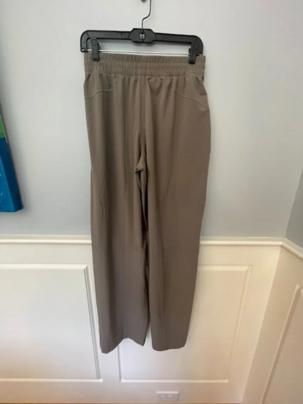 lululemon athletica pants so